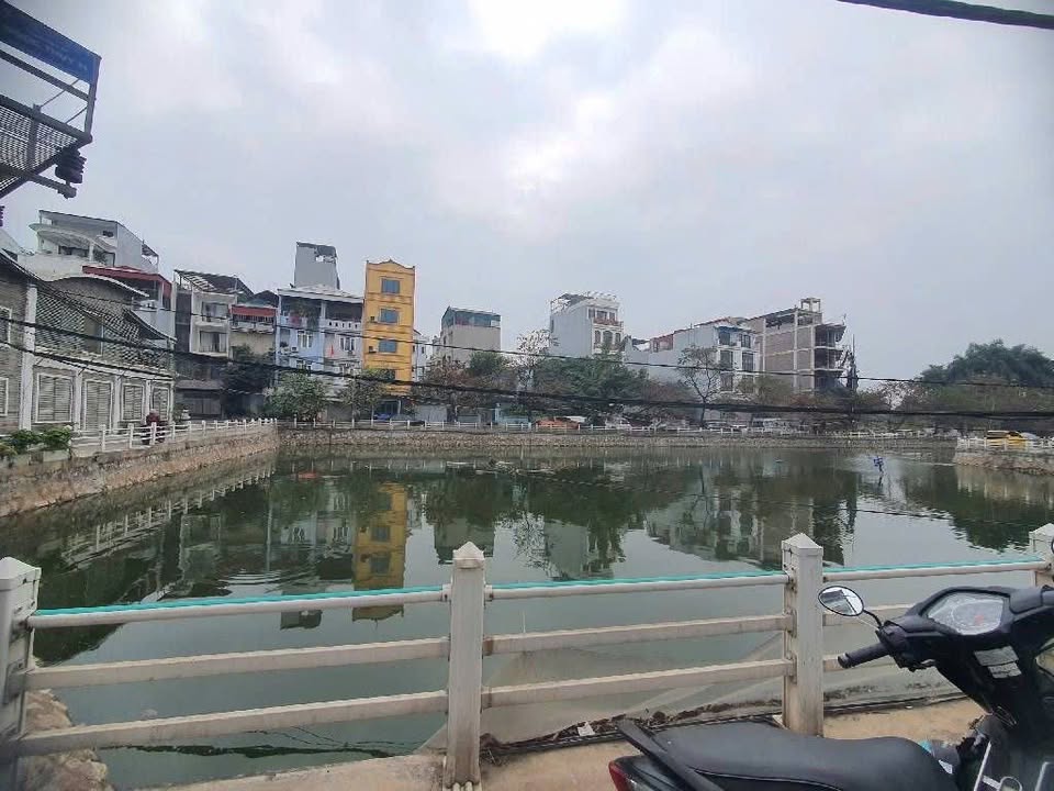 Bán Gấp Đất Tặng Nhà C4 Long Biên, Sổ Hồng 812m² - Đầu Tư Sinh Lời