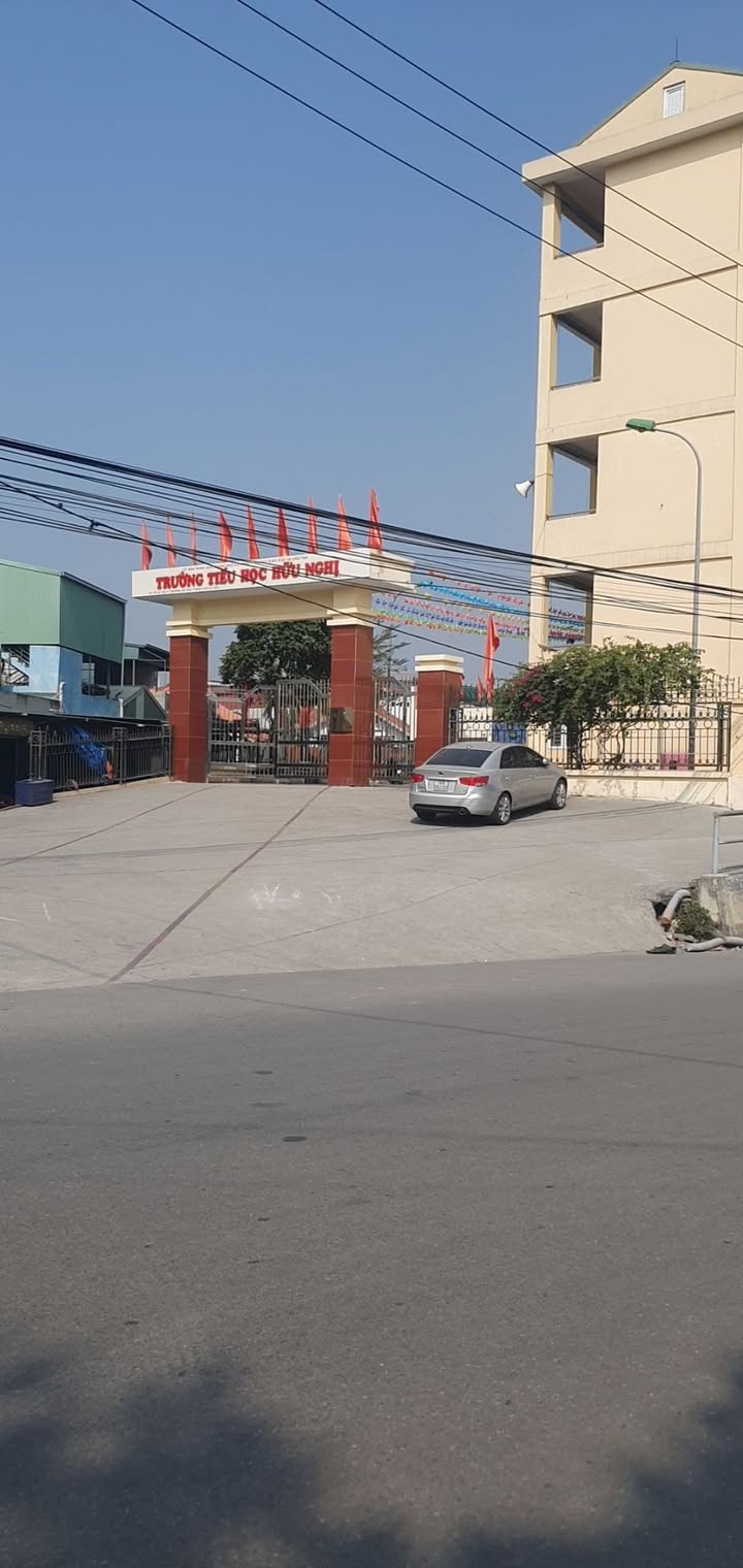 Bán nhà Yết Kiêu Hồng Gai 59m² giá 1.8 tỷ - Ô tô vào tận nhà!