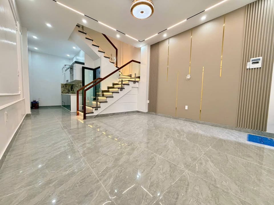 Bán nhà phố Tô Hiệu Lê Chân 39m² giá 2.15 tỷ - Sẵn sàng ở ngay!