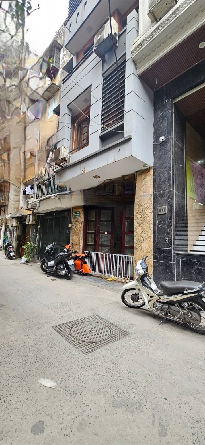 Nhà mặt phố Trần Quang Diệu, 65m², giá 19 tỷ - Kinh doanh đắc địa!