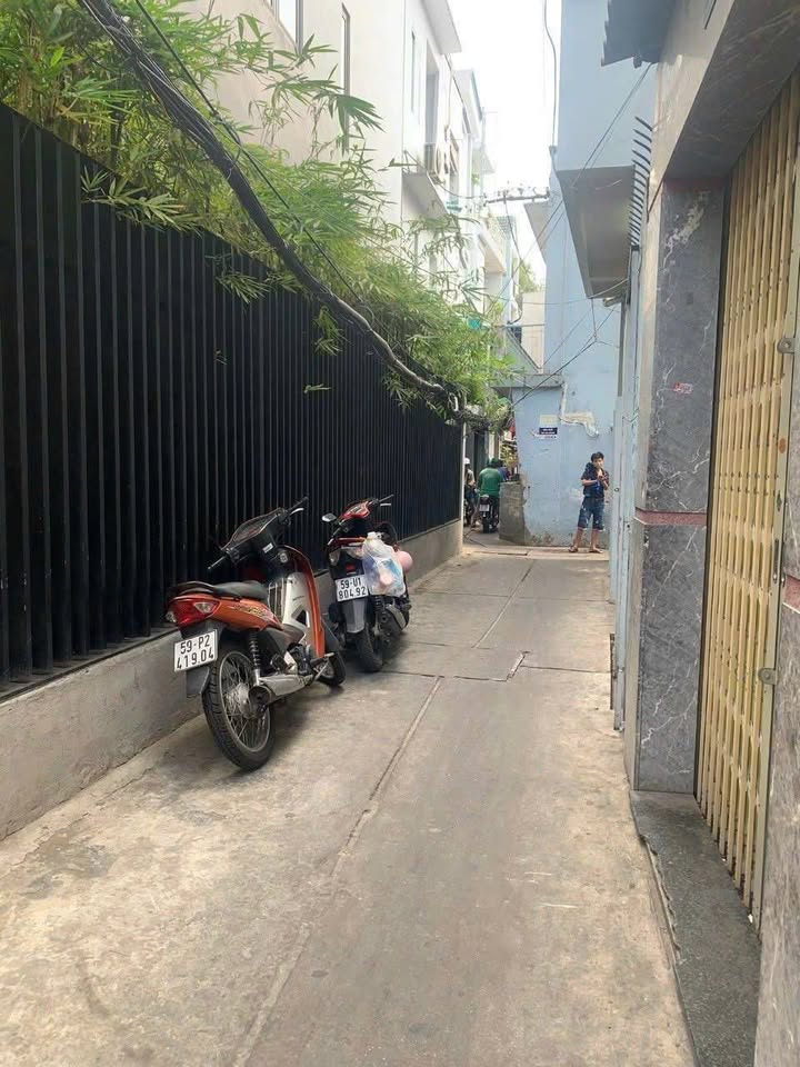 Nhà riêng Trần Nhân Tôn Quận 10 48m² giá 4.8 tỷ - Giá tốt hiếm có!