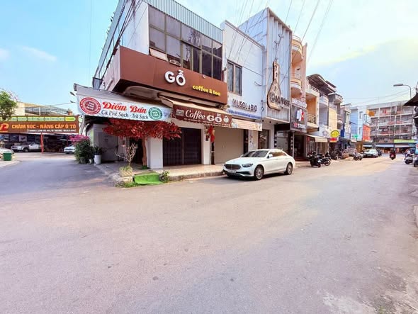 Nhà phố mặt tiền Linh Tây 48m² 6.8 tỷ - Vị trí đắc địa kinh doanh ngay!