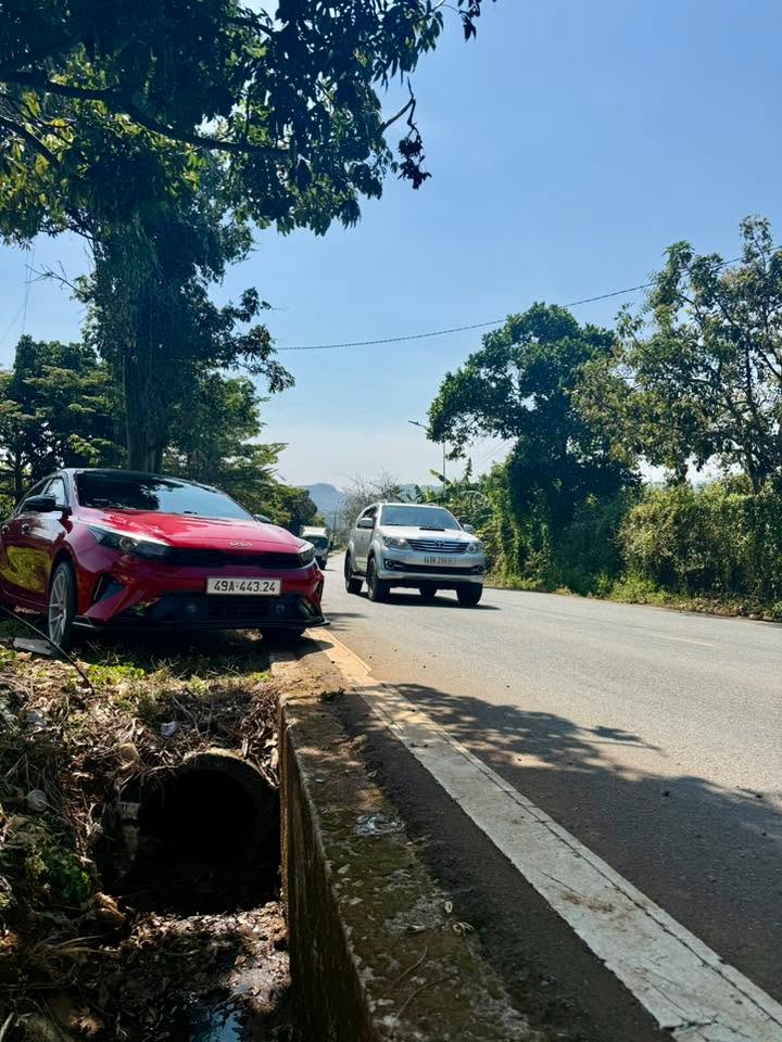 Bán đất mặt tiền Tỉnh lộ 725 Đà Lạt 1000m² - Sổ đỏ chính chủ