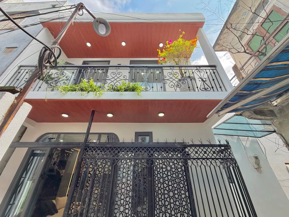 Bán nhà Trưng Nữ Vương Hải Châu 50m² giá 3 tỷ - Sẵn sàng ở ngay!