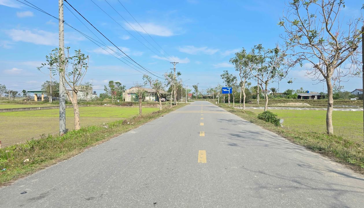 Đất nền Thạch Thắng, 200m² giá 1 tỷ - Vị trí đẹp, đường rộng 8m!