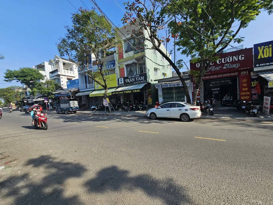 Nhà mặt tiền Hà Huy Tập 145m² 15 tỷ - Vị trí đắc địa