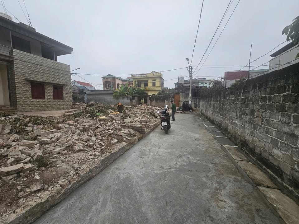 Đất thổ cư lô góc tại phường Quế Tân - 71m² chỉ 1.x tỷ - Cơ hội đầu tư tuyệt vời!