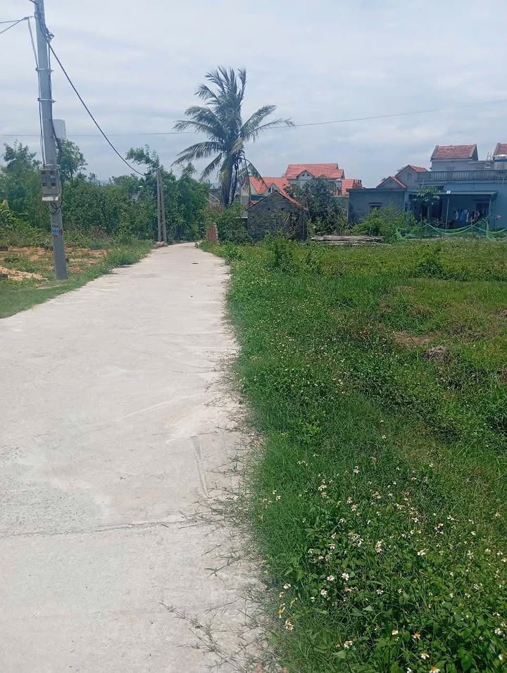 Đất nền Quảng Yên 125m² - Sổ đỏ chính chủ, vuông vắn, đường ô tô