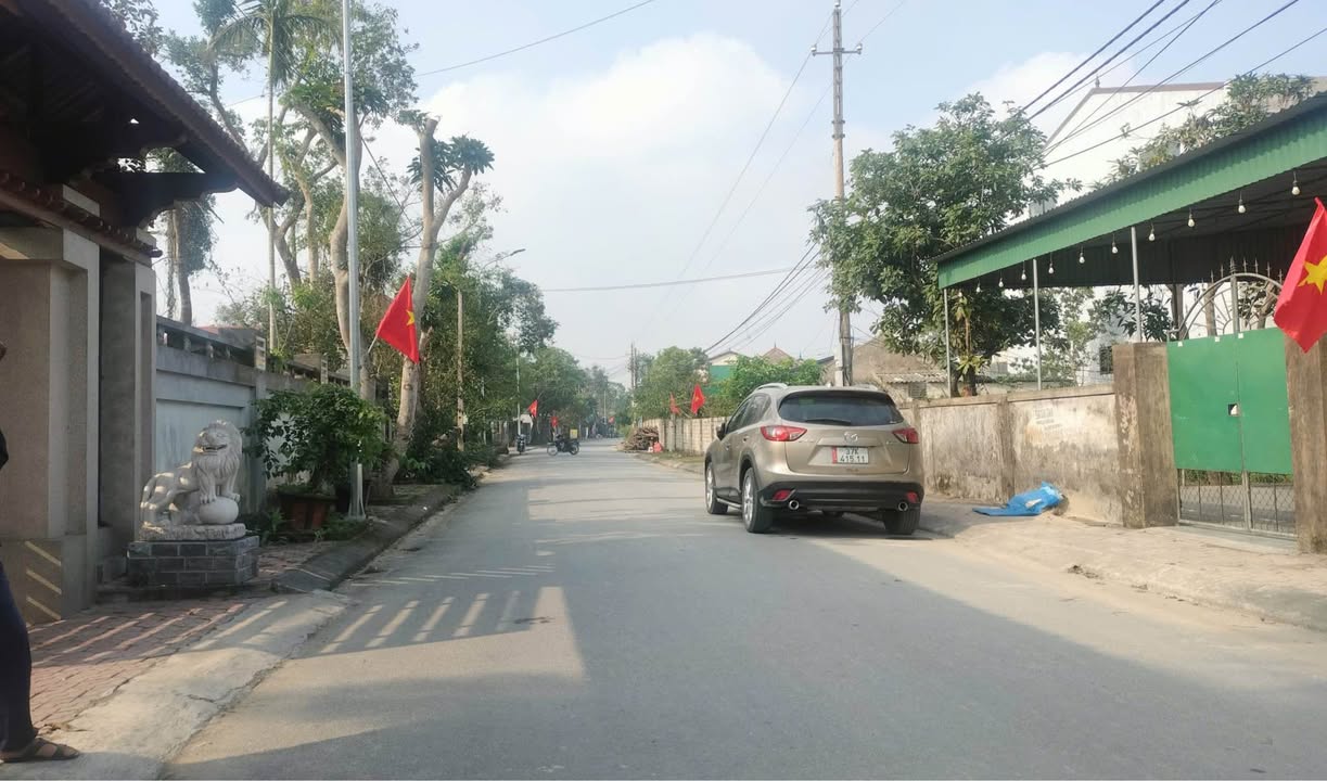 Đất nền Trung Lộc, Nghi Phú 127.4m² - Đường to ô tô!