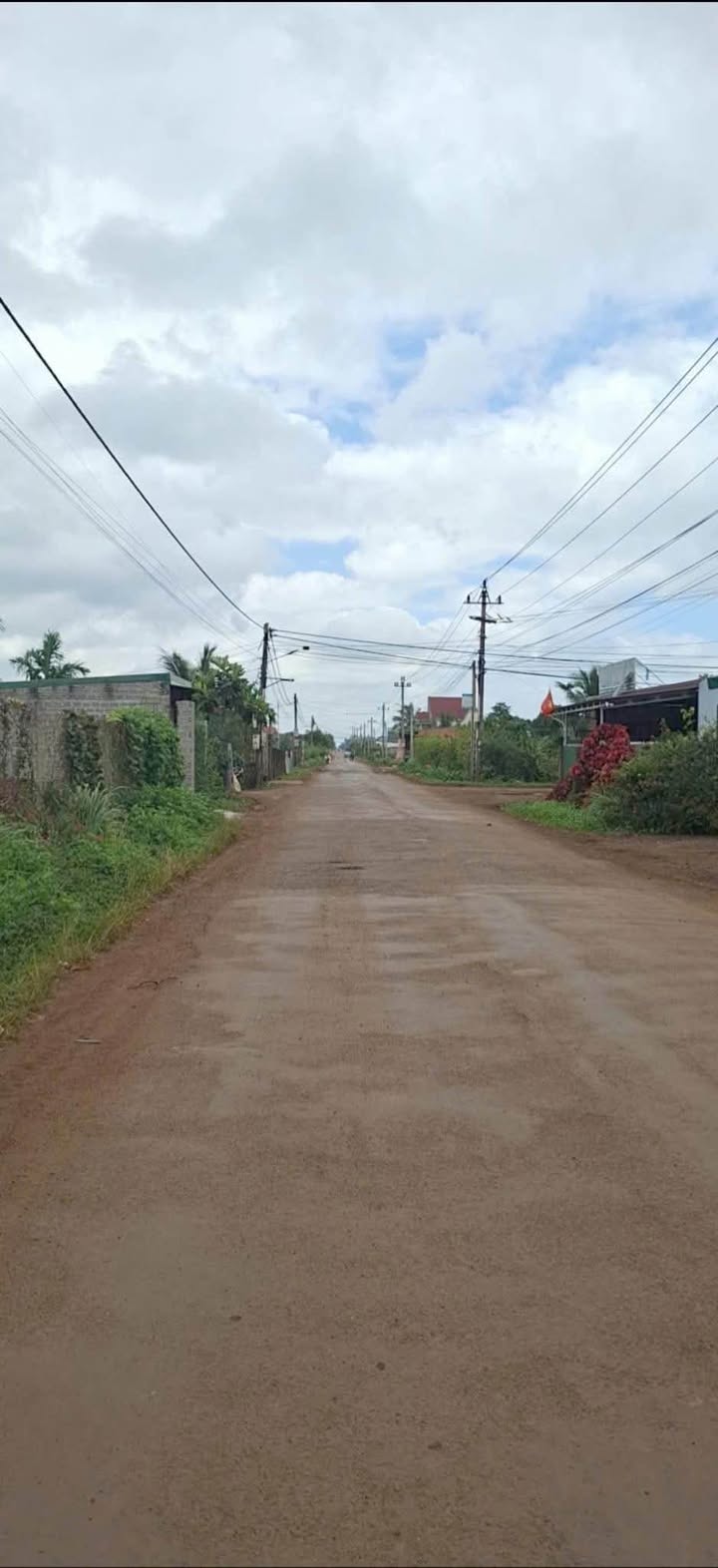 Đất mặt tiền Dliê Yang Ea H'leo 765m² giá 2.4 tỷ - Vị trí đắc địa!