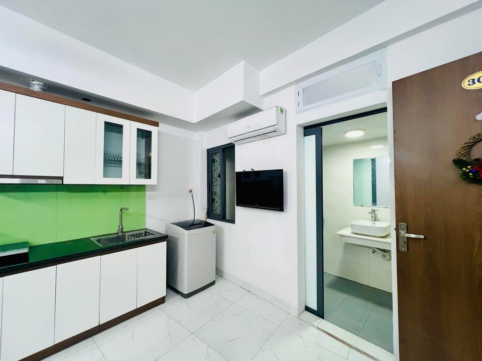 Cho thuê CCMN 22m² Ngõ Tân Lạc, Hai Bà Trưng - Full nội thất, Sẵn ở ngay