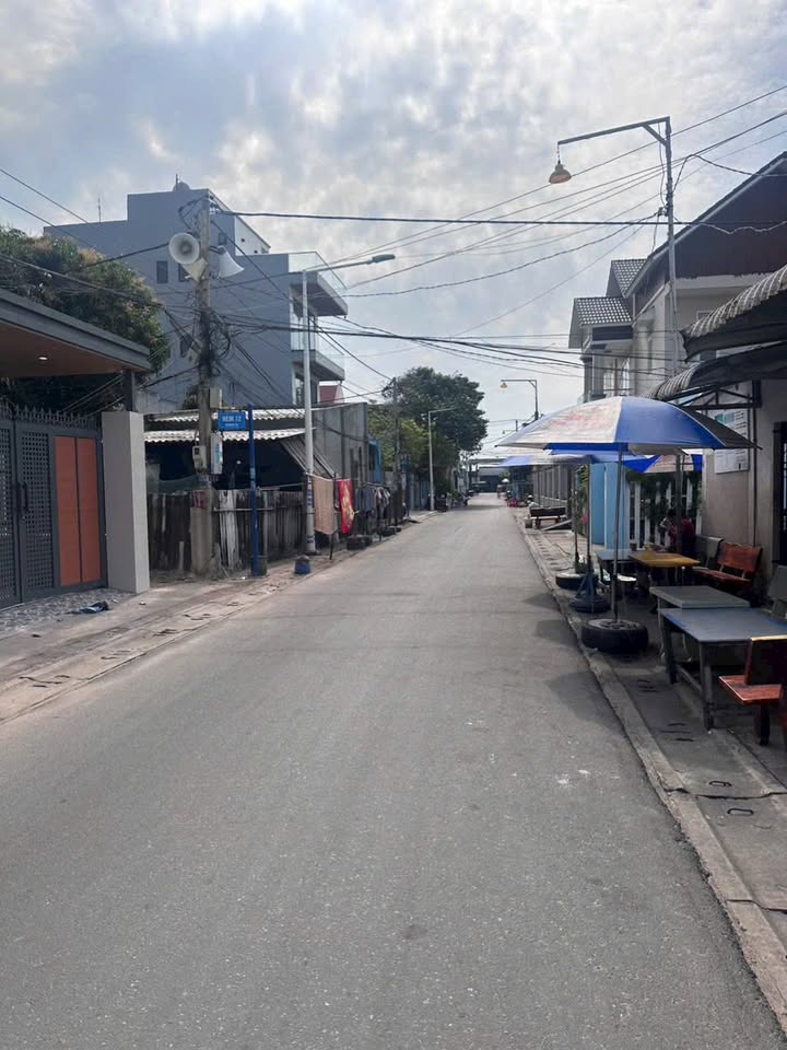 Nhà Phố Hoàng Sa Vũng Tàu 139m² - Vị trí đắc địa, 3 mặt tiền kinh doanh