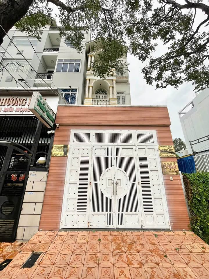 Nhà mặt tiền Nguyễn Văn Cừ Cần Thơ 293m² - Vị trí đắc địa KD ngay!