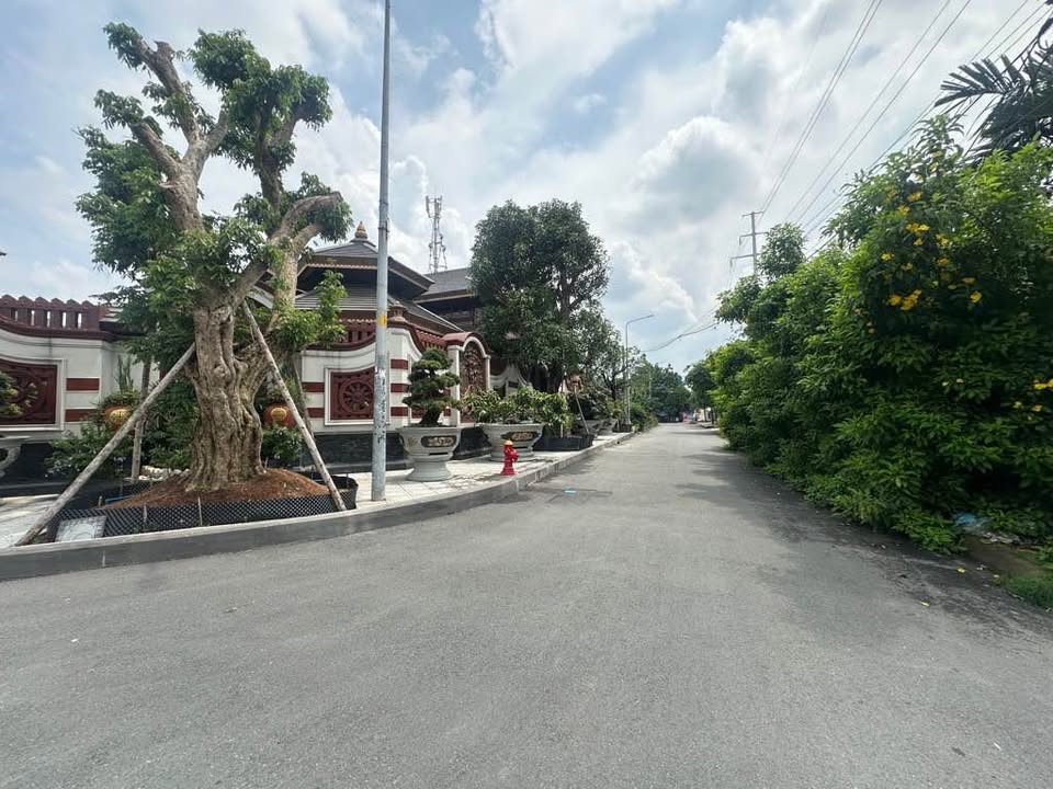 Đất lô góc KDC VIP Phú Nhuận, Quận 12 - Hơn 400m² view sông - Không gian sống lý tưởng!