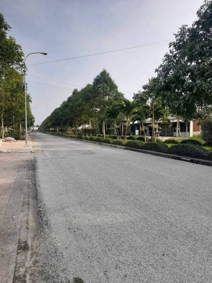 Đất nền Long Mỹ 400m² 4.9 tỷ - Đường lớn, container vi vu!