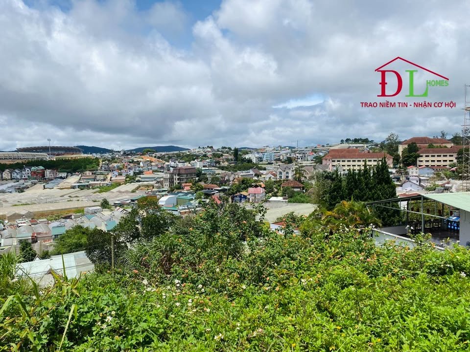 Biệt thự KQH Đông Tĩnh Đà Lạt 352m² - 2 mặt tiền view sân vận động