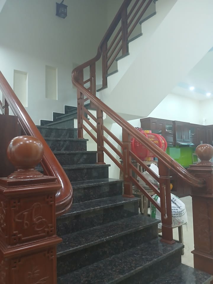 Nhà đẹp Trương Hán Siêu, Phường Hạc Thành, 118m² chỉ 6 tỷ - Đầu tư lý tưởng!