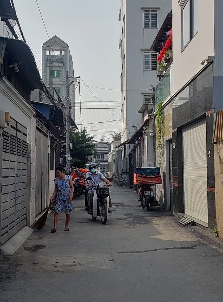 Đất nền Nguyễn Duy Trinh Thủ Đức 170m²/8.2 tỷ - Sổ đỏ chính chủ!