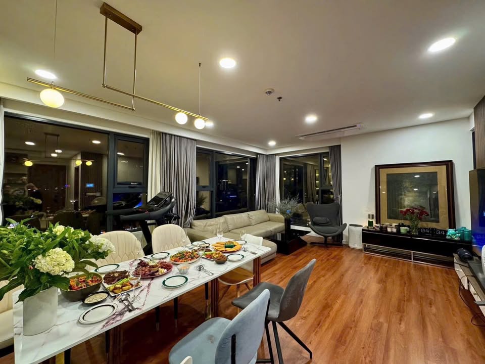 Cho thuê căn hộ Hà Đô Centrosa Q10, 57m², 1PN, 17 triệu - Sẵn Sàng Vào Ở Ngay!