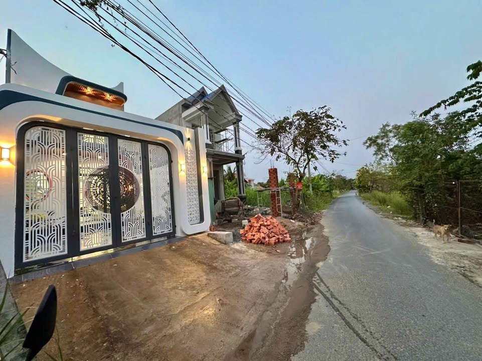 Nhà 1 Lầu Đường Nhựa Mỹ Lộc 99m² giá 3.15 tỷ - Sẵn sàng vào ở ngay!