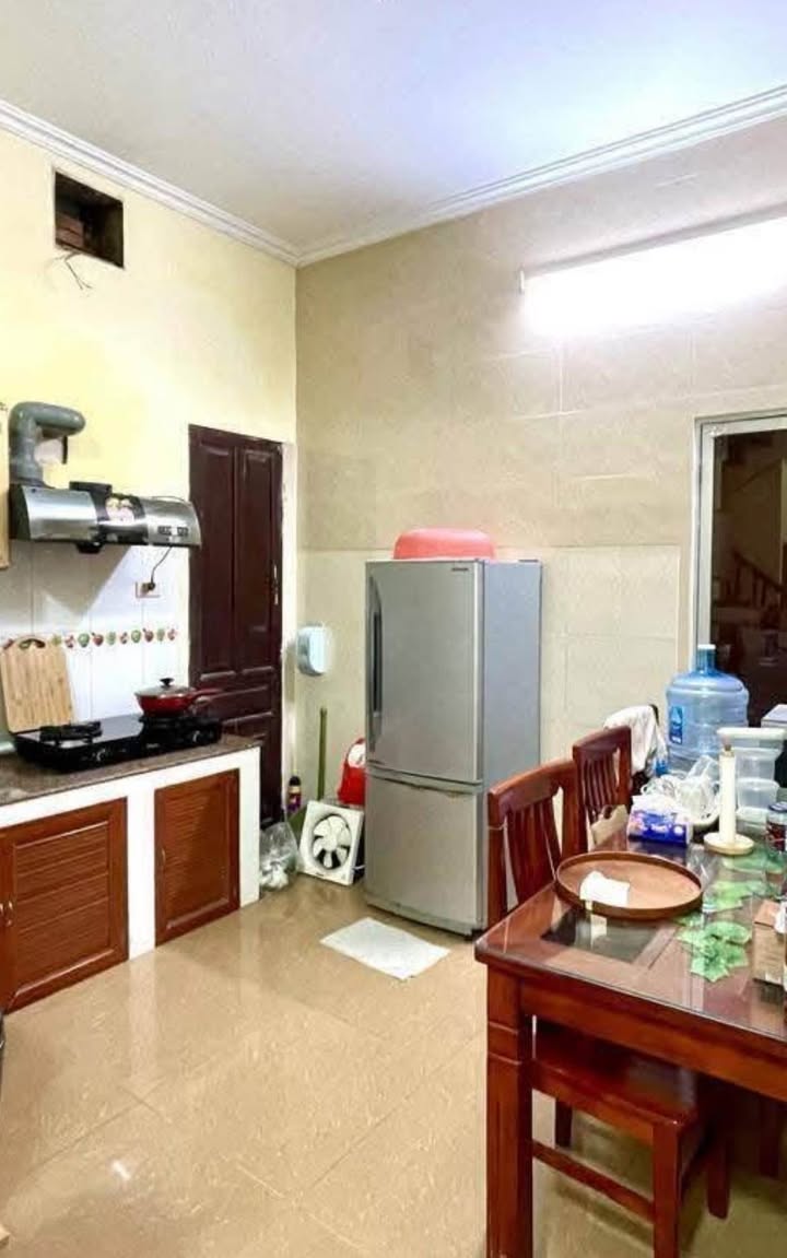 Nhà FrontHouse tại Đường Ông Ích Khiêm, Hải Châu, 40m² giá 2.95 tỷ - Cơ hội hiếm có!