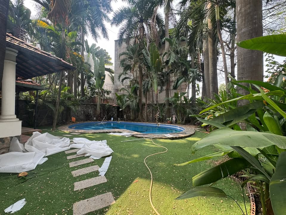 Thuê Villa Nguyễn Văn Hưởng Thảo Điền 400m² - Hồ Bơi Riêng, Sẵn Sàng Ở Ngay!