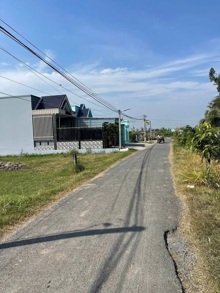 Đất thổ cư 169m², hướng Bắc tại xã Yên Luông, Gò Công Tây - Giá chỉ 500 triệu!