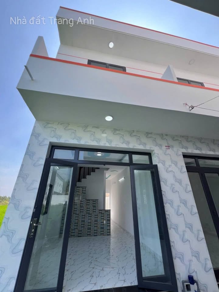 Nhà riêng Quốc lộ 50, Tân Tập, 40m² giá 900 triệu - Sổ hồng chính chủ!
