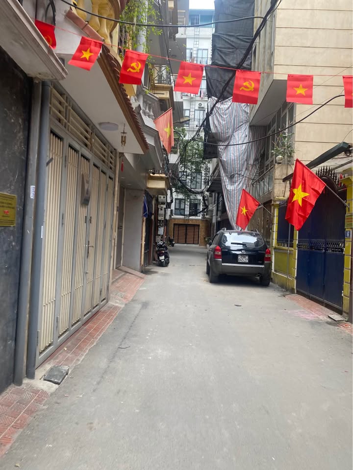 Bán nhà Tô Vĩnh Diện, Thanh Xuân 62m² giá hơn 13 tỷ - Vị trí đắc địa