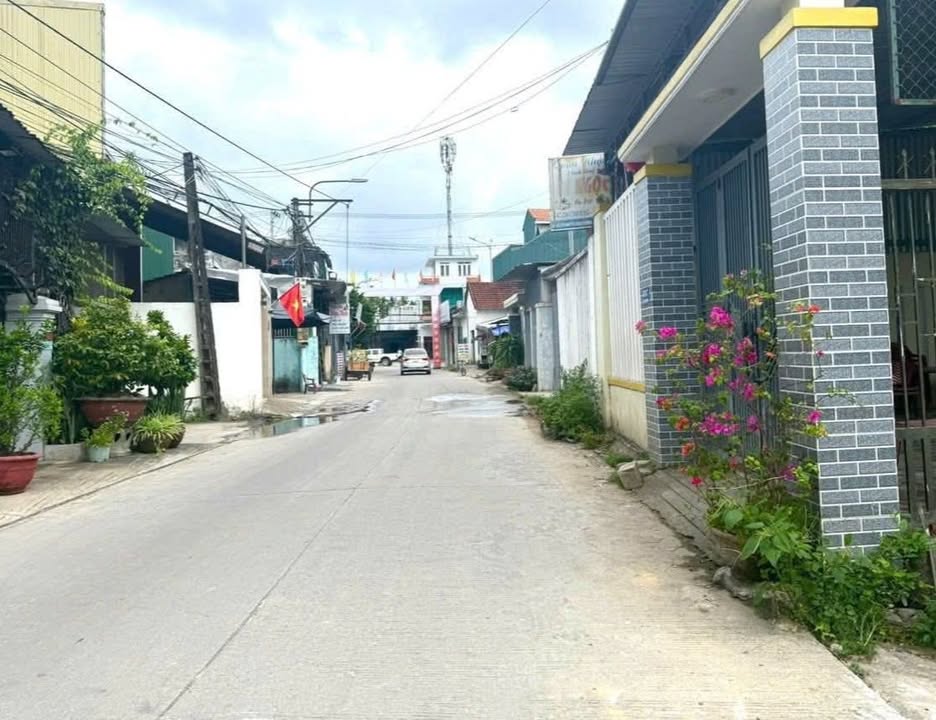 Đất nền TP Quảng Ngãi 180m² giá 1.2 tỷ - Đường to ô tô tận đất!