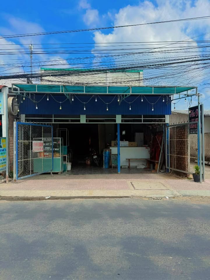 Nhà riêng Phú Lộc, Tam Bình, Vĩnh Long 280m² giá chỉ 2.3 tỷ - Bán gấp trong tháng 2!