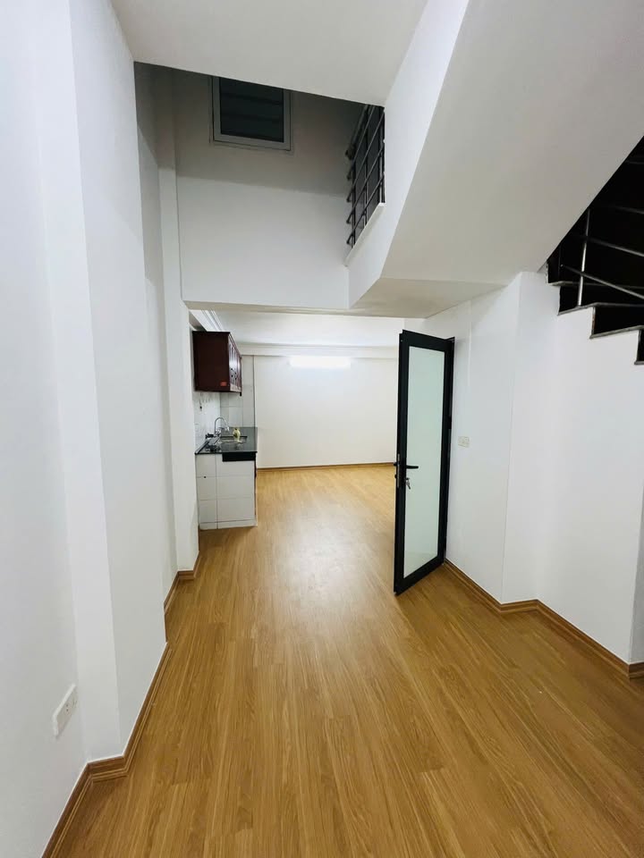 Nhà 3 tầng Yên Mỹ, Thanh Trì chỉ 6 tỷ - Sổ đỏ chính chủ, nở hậu đẹp!