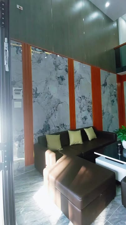 Nhà phố Hòa Xuân Cẩm Lệ 100m² hơn 5 tỷ - Vị trí đẹp sẵn sàng ở ngay!