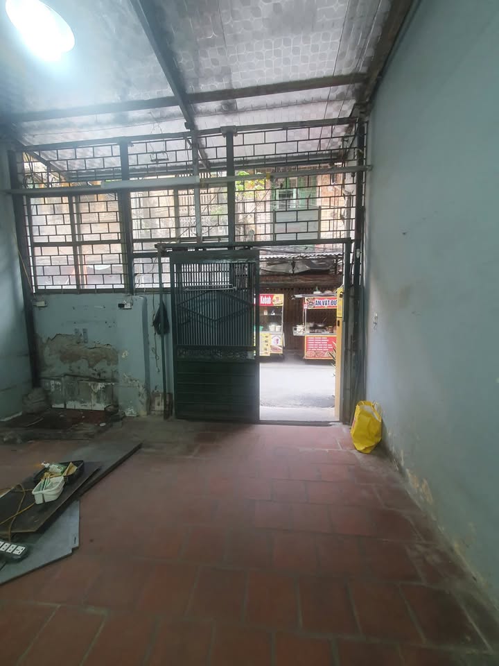 Thuê nhà riêng Cầu Giấy 45m² giá 9.5 triệu - Sẵn sàng ở ngay!