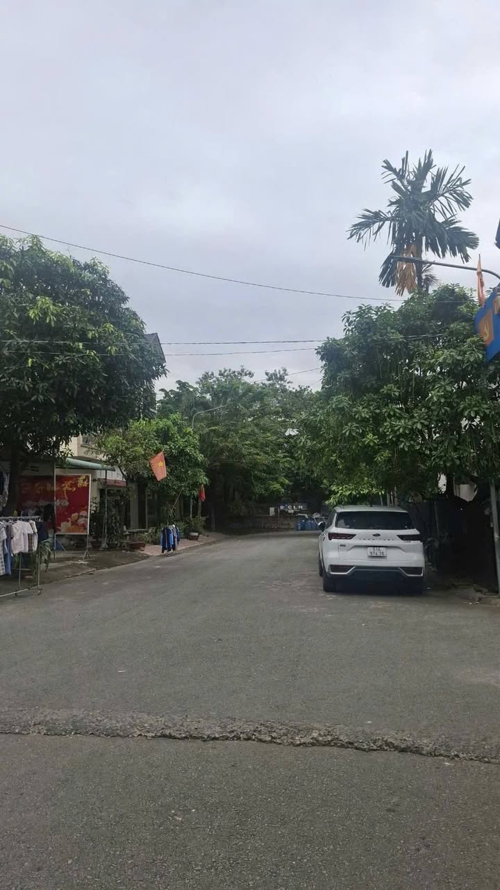 Bán Nhà Mặt Tiền Lê Hồng Phong Dĩ An 90m² 2.48 Tỷ Đầu Tư Sinh Lời