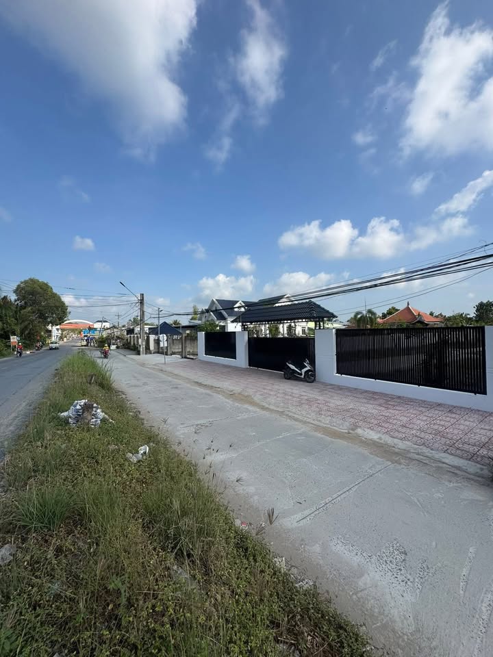 Đất mặt tiền ĐT925 Hậu Giang 5700m² giá 9 tỷ - Nở hậu tài lộc