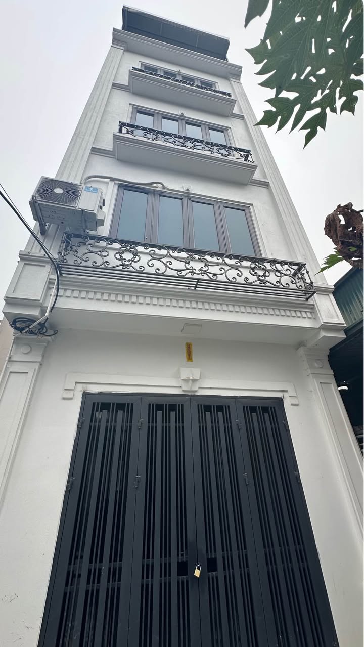 Nhà 5 tầng Đan Phượng sát Trạm Trôi 34m² nhỉnh 5 tỷ - Ô tô đỗ cửa