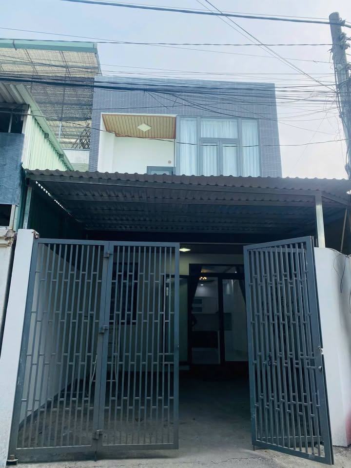 Nhà riêng Phú Lợi 90m² chỉ 3 tỷ - Sổ hồng sẵn, ô tô vào tận nhà!