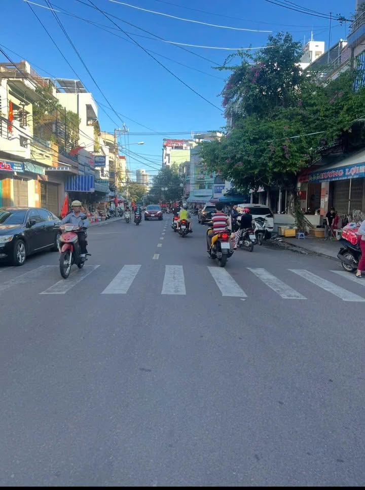 FrontHouse Tăng Bạt Hổ Quy Nhơn 50m² giá 7.99 tỷ - Vị trí kinh doanh đắc địa!