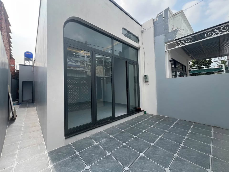 Bán nhà Rạch Giá Kiên Giang 106m² giá 1.8 tỷ - Ô tô vào tận nhà!