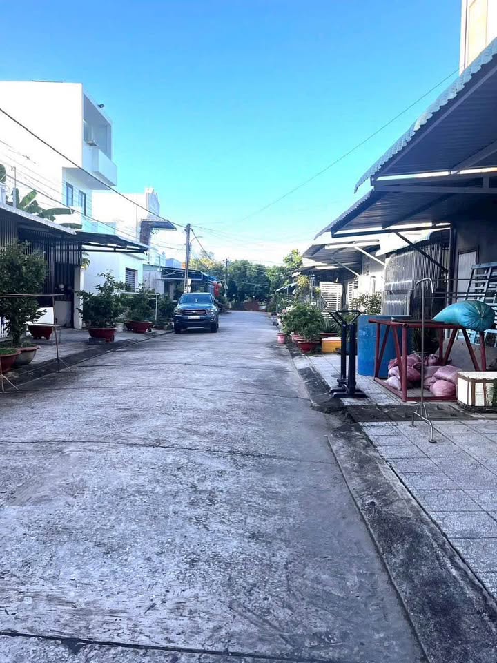 Nhà Hẻm Ô Tô Mạc Cửu Rạch Giá 90m² - Giá 1.58 Tỷ