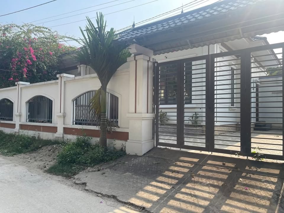 Nhà đẹp 185m² tại Phường Bãi Bông, Thái Nguyên - Đối diện UBND, giá chỉ 3 tỷ!