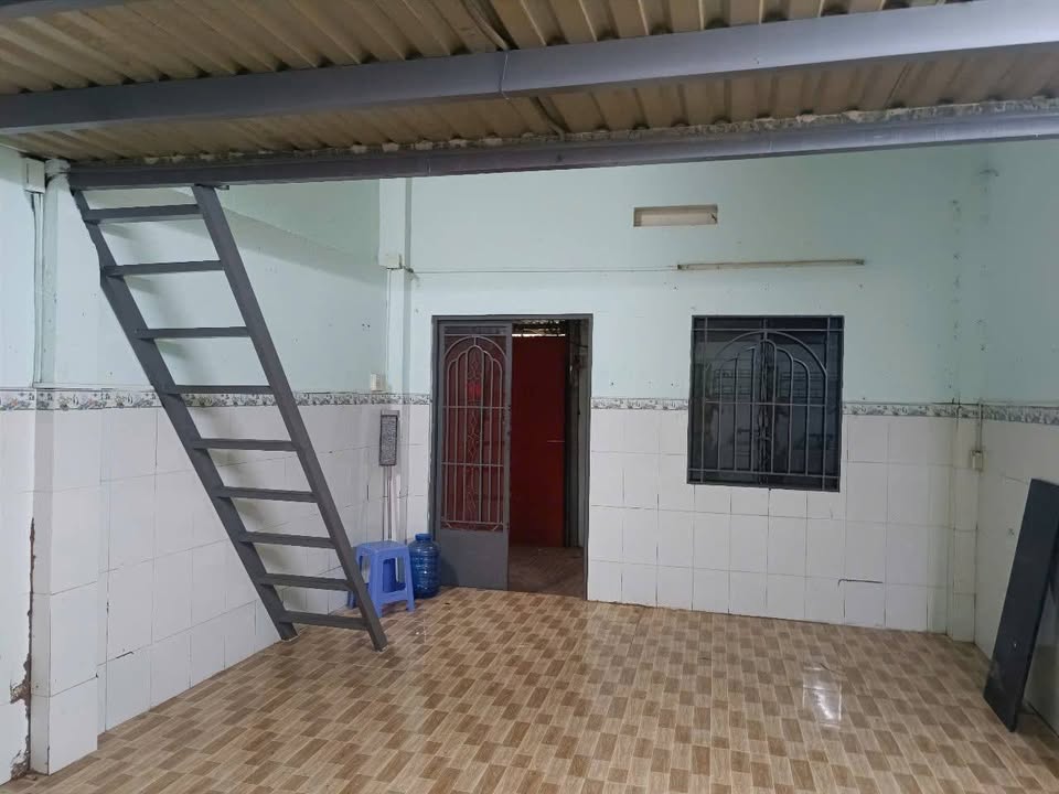 Cho thuê nhà riêng Sư Đoàn 9 Bình Chánh 42m² giá 2.5 triệu - Sẵn sàng ở ngay!