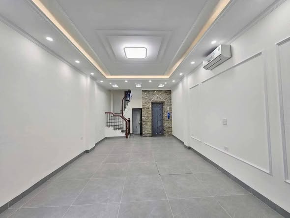 Bán nhà Ba Đình cạnh Vincom Đào Tấn 37m² - Sẵn sàng ở ngay!