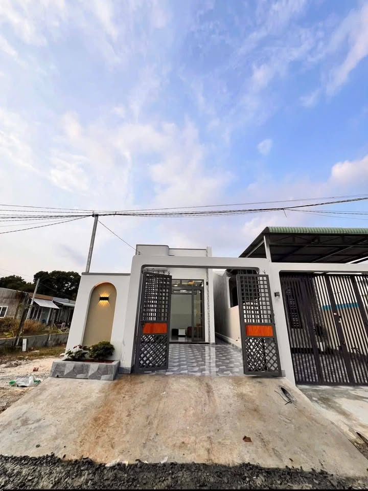 Nhà cấp 4 hiện đại tại phường Long Hoa, Tây Ninh - Giá chỉ 1.22 tỷ