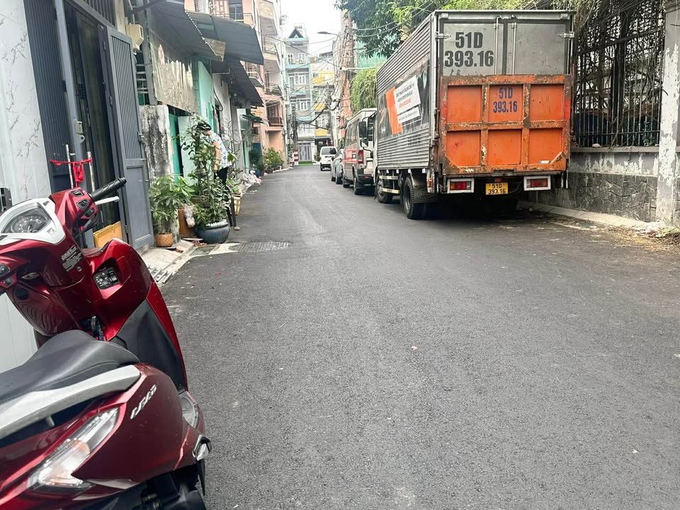 Bán nhà hẻm xe tải Âu Cơ Quận 10 - 38m² giá 8.6 tỷ - Ô tô vào tận nhà!