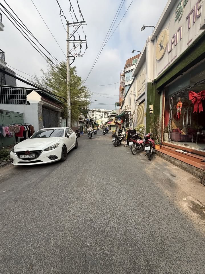 Nhà Phố Thủ Đức 72m² Mặt Tiền Chợ Bắc Ninh - Kinh Doanh Sầm Uất!