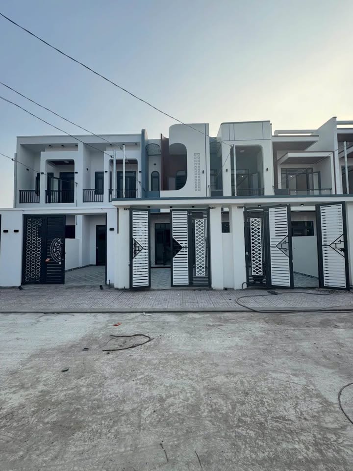 Nhà phố Đồng Khởi, Tân Uyên 102m² - Sẵn sàng ở ngay