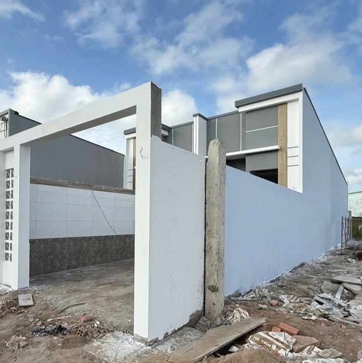 Nhà 95m² Dương Kỳ Hiệp, Sóc Trăng - Giá 1.35 Tỷ, Sổ Đỏ, Xe Hơi Vào Nhà