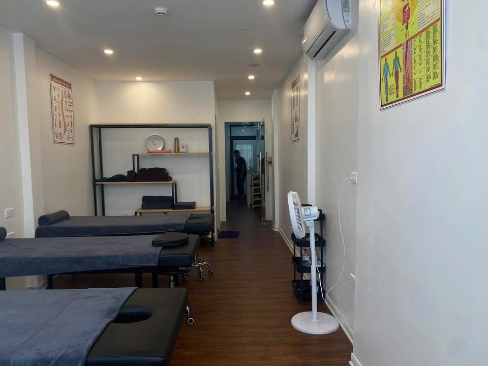 Sang nhượng Spa mặt phố Hồ Đắc Di 100m² - Vị trí đắc địa kinh doanh ngay!